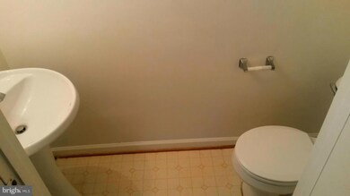 13018 Abner Ave unit 53, Woodbridge, VA 22192 - photo 5