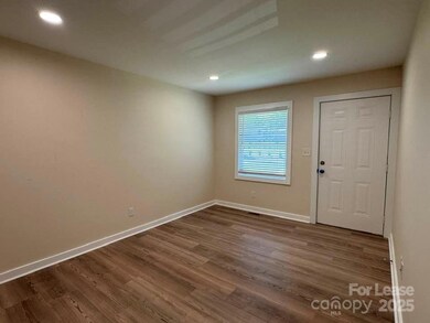 19612 Oak St unit 2, Cornelius, NC 28031 - photo 6