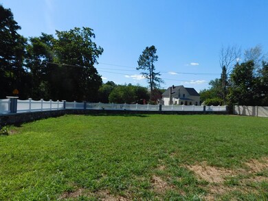 17 Willis Ln, Foxborough, MA 02035 - photo 4