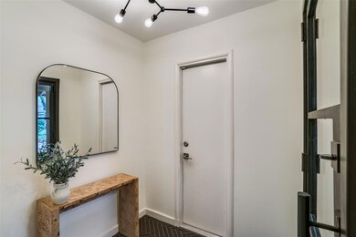 6821 Blessing Dr, Dallas, TX 75214 - photo 4