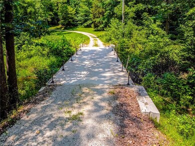 3101 Wyn Dan Ct, Greensboro, NC 27406 - photo 5