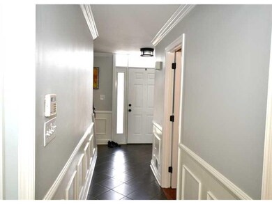 Entry/Foyer.