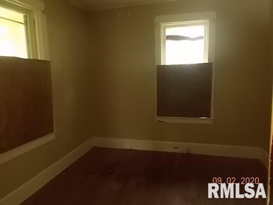 612 S Mclean St, Lincoln, IL 62656 - photo 7