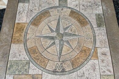 935 Seybert St, Hazleton, PA 18201 - photo 4