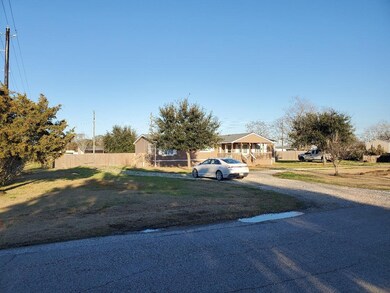 10003 Harry Dr, Needville, TX 77461 - photo 2