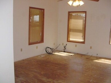 13932 Backbone Rd, Princeton, IL 61356 - photo 7