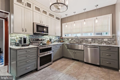 4409 N Charles St, Baltimore, MD 21218 - photo 4