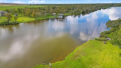 Grab a kayak or a fishing pole, you've got Bastrop Bayou in your future backyard!