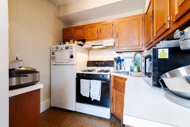 1161 Commonwealth Ave unit 2, Allston, MA 02134 - photo 6