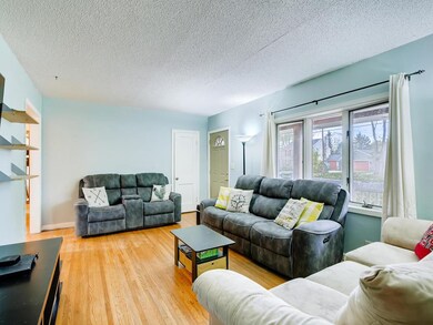 Main level living room