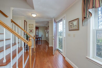 213 Currier Dr, Manchester, NH 03104 - photo 4
