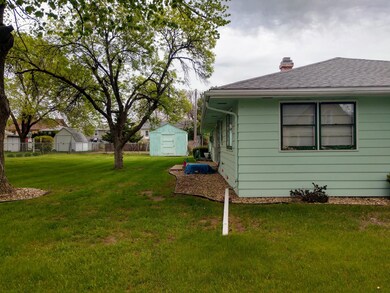 Back Of House (facing north)