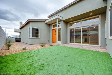 10325 Mulberry Crest Ave, Las Vegas, NV 89166 - photo 5