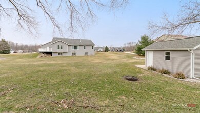 9494DeerwayCt05Lores