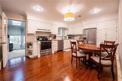 511 N 3rd St, Emmaus, PA 18049 - photo 5