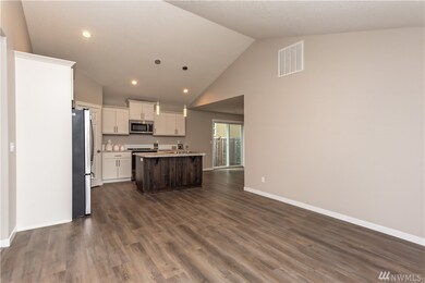 220 Wind River Dr, Chehalis, WA 98532 - photo 4