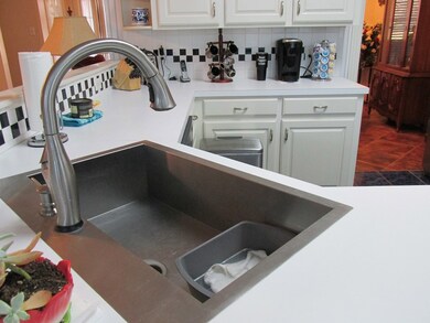 700 Oakview Dr, Nacogdoches, TX 75965 - photo 6