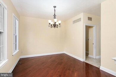 503 Reed Ln, Trenton, NJ 08691 - photo 4