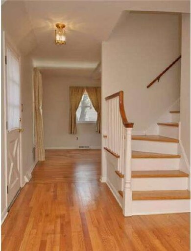 16 Mcilvain Dr, Downingtown, PA 19335 - photo 2