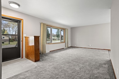 3129 8th St N, Fargo, ND 58102 - photo 4