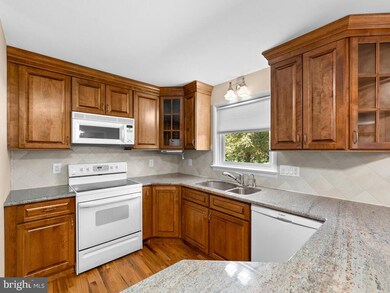 109 Pinecrest Dr, Annapolis, MD 21403 - photo 4