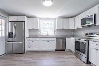 22 Vista Way, MerriMacK, NH 03054 - photo 4