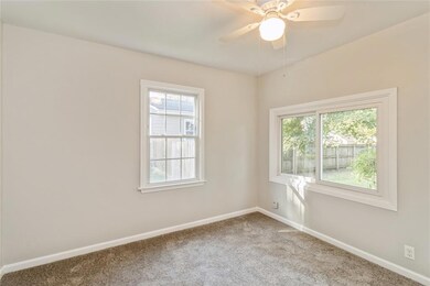 3914 52nd St, Des Moines, IA 50310 - photo 6