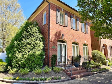 312 Sterling Oaks Ln, Collierville, TN 38017 - photo 2