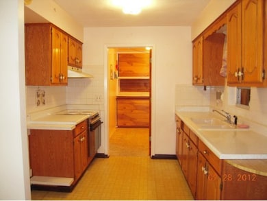 2468 Lorna Dr, Melbourne, FL 32935 - photo 2