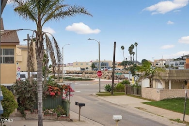 Live the Silver Strand life