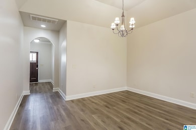 108 Lorrin Ln, Sterrett, AL 35147 - photo 6