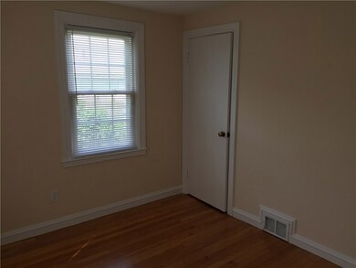 19 Oak Hill Dr, Cranston, RI 02920 - photo 7