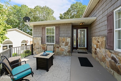 229 Hawthorn Loop, Crossville, TN 38555 - photo 3