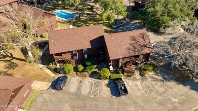 236HMolokaiVillage-1