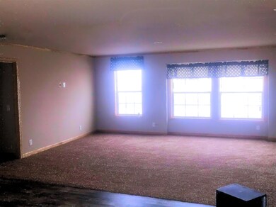 14916 Cochise St, Williston, ND 58801 - photo 3