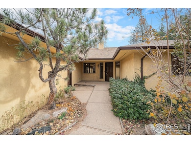 Secluded west-facing front porch to enjoy the afternoon sun
