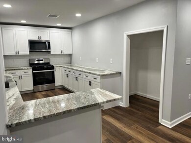 400 W Holly Ave, Oaklyn, NJ 08107 - photo 3