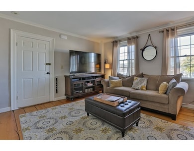3 Federal St unit A, Newburyport, MA 01950 - photo 4