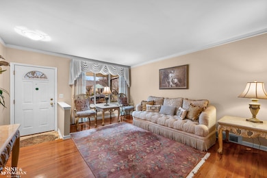 22201 Benjamin St, Saint Clair Shores, MI 48081 - photo 3