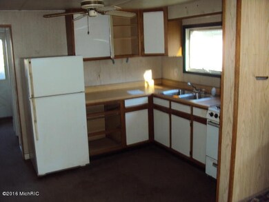 7127 East Rd, Three Oaks, MI 49128 - photo 5