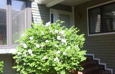 5 Saratoga Cir, Saratoga Springs, NY 12866 - photo 3