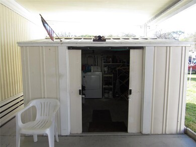 37020 Sandra Ave, Zephyrhills, FL 33542 - photo 5