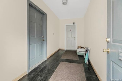 69 Waring Place, Yonkers, NY 10703 - photo 6