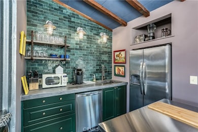 5969 Lorraine Rd, Landers, CA 92285 - photo 3