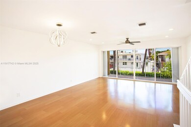 1998 NE 7th St unit 104, Deerfield Beach, FL 33441 - photo 7