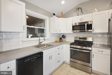 351 Maple Ave, Gloucester City, NJ 08030 - photo 7