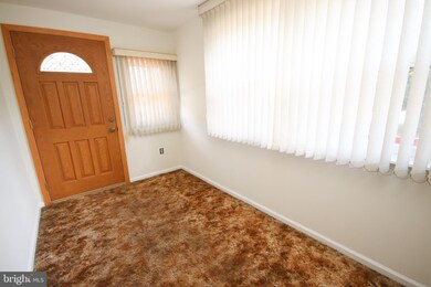 514 W Pothouse Rd, Phoenixville, PA 19460 - photo 3