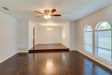 241 Circleview Dr S, Hurst, TX 76054 - photo 5