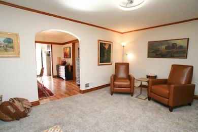 906 Benton Ave, Janesville, WI 53545 - photo 4