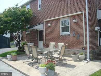 408 W Grays Ave, Glenolden, PA 19036 - photo 3